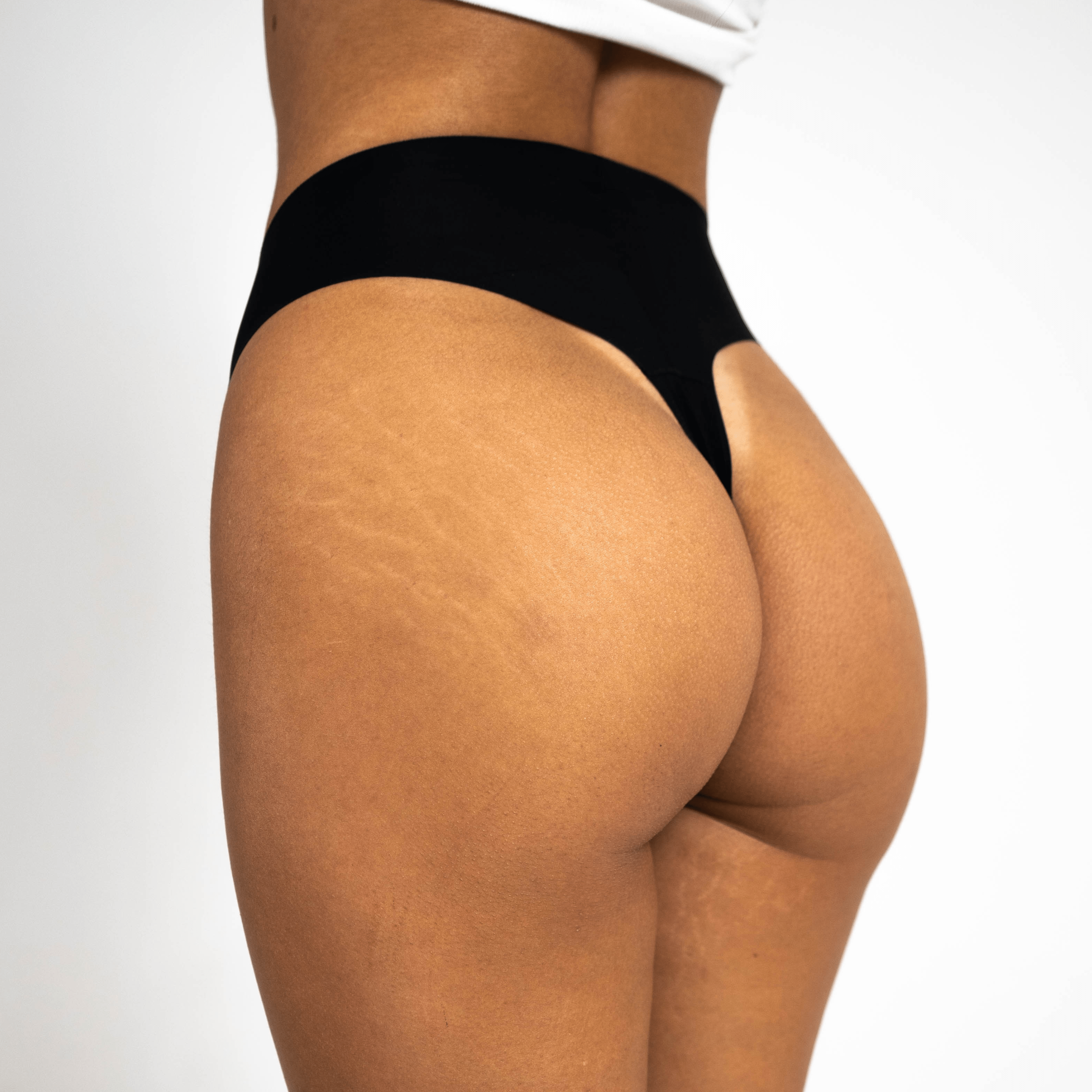 Invisible Camel Toe Thong High Rise
