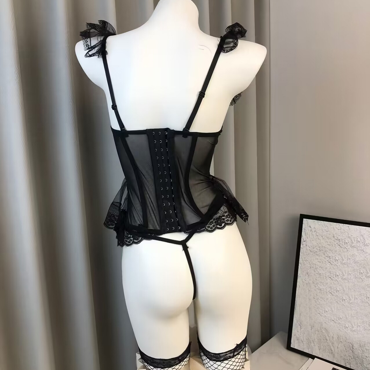 Lace Strappy Tank Top Shaping Lingerie Set