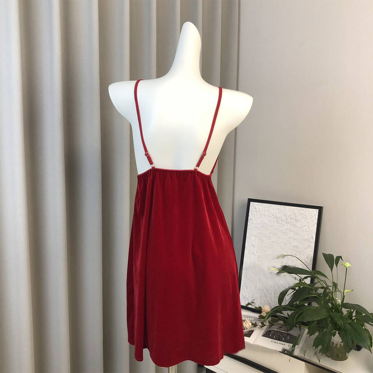 Backless Velvet Nightdress with Padding Spaghetti Straps