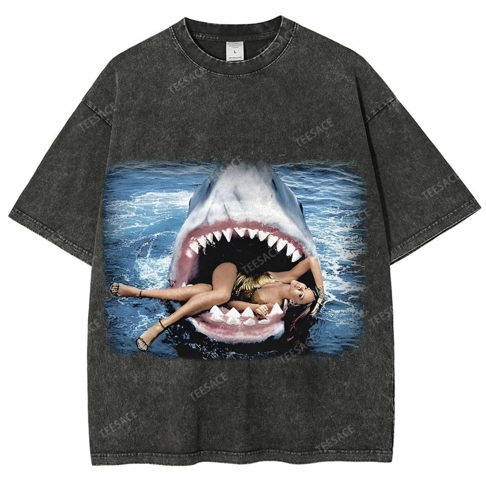 RIHANNA YV Tee Vintage Style  Washed T-shirt