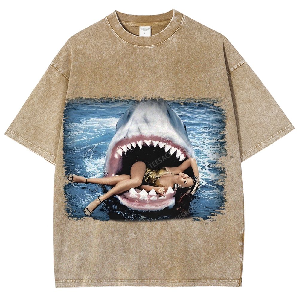 RIHANNA YV Tee Vintage Style  Washed T-shirt