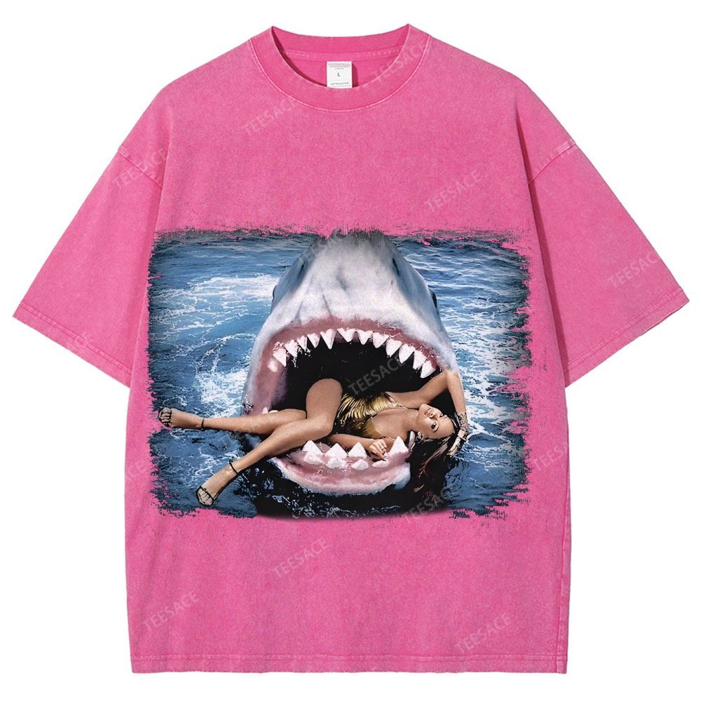 RIHANNA YV Tee Vintage Style  Washed T-shirt