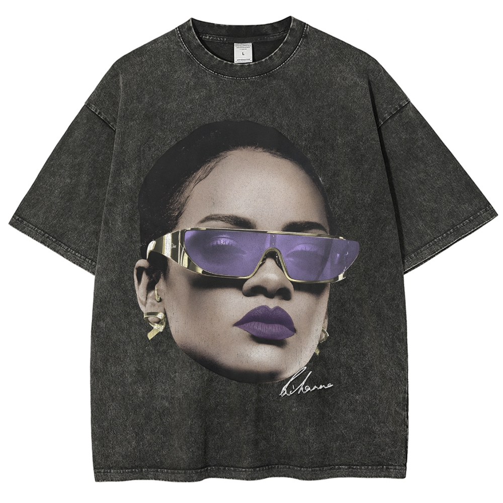 RIHANNA SIGNATURE Unisex Fit Washed T-Shirt