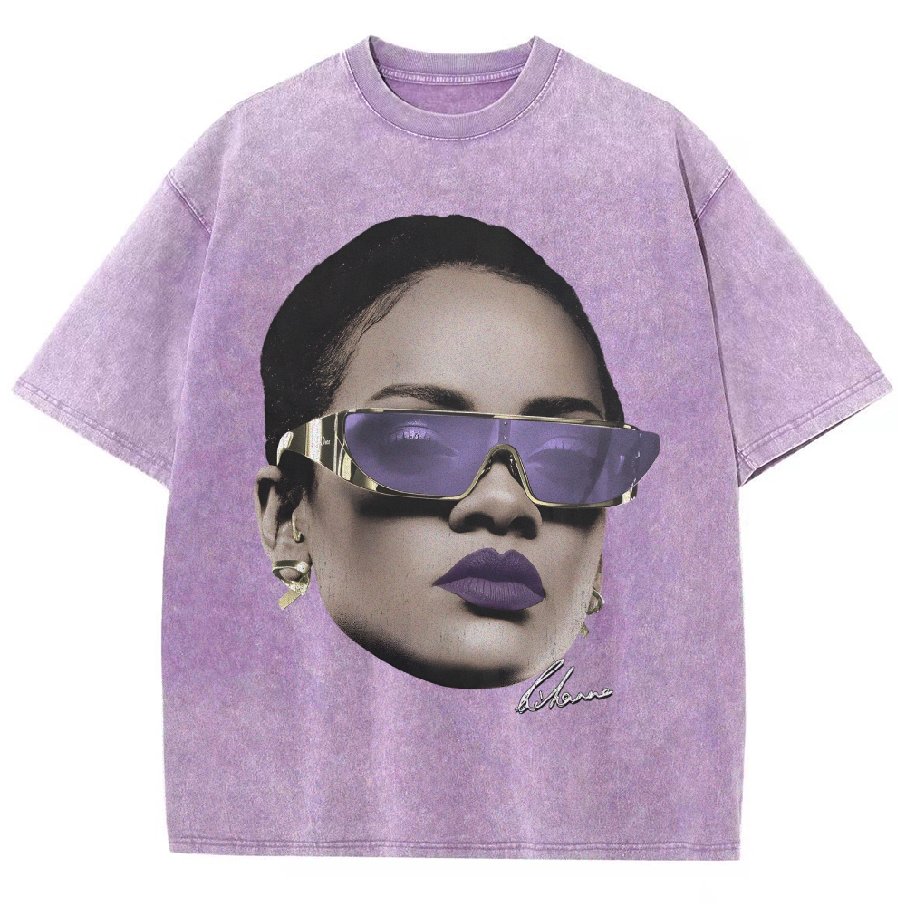 RIHANNA SIGNATURE Unisex Fit Washed T-Shirt