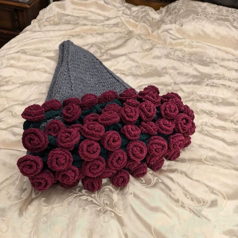 🔥ON SALE🔥Rose Bouquet Blanket Crochet Tool Kit 🎁Mother's Day Gift