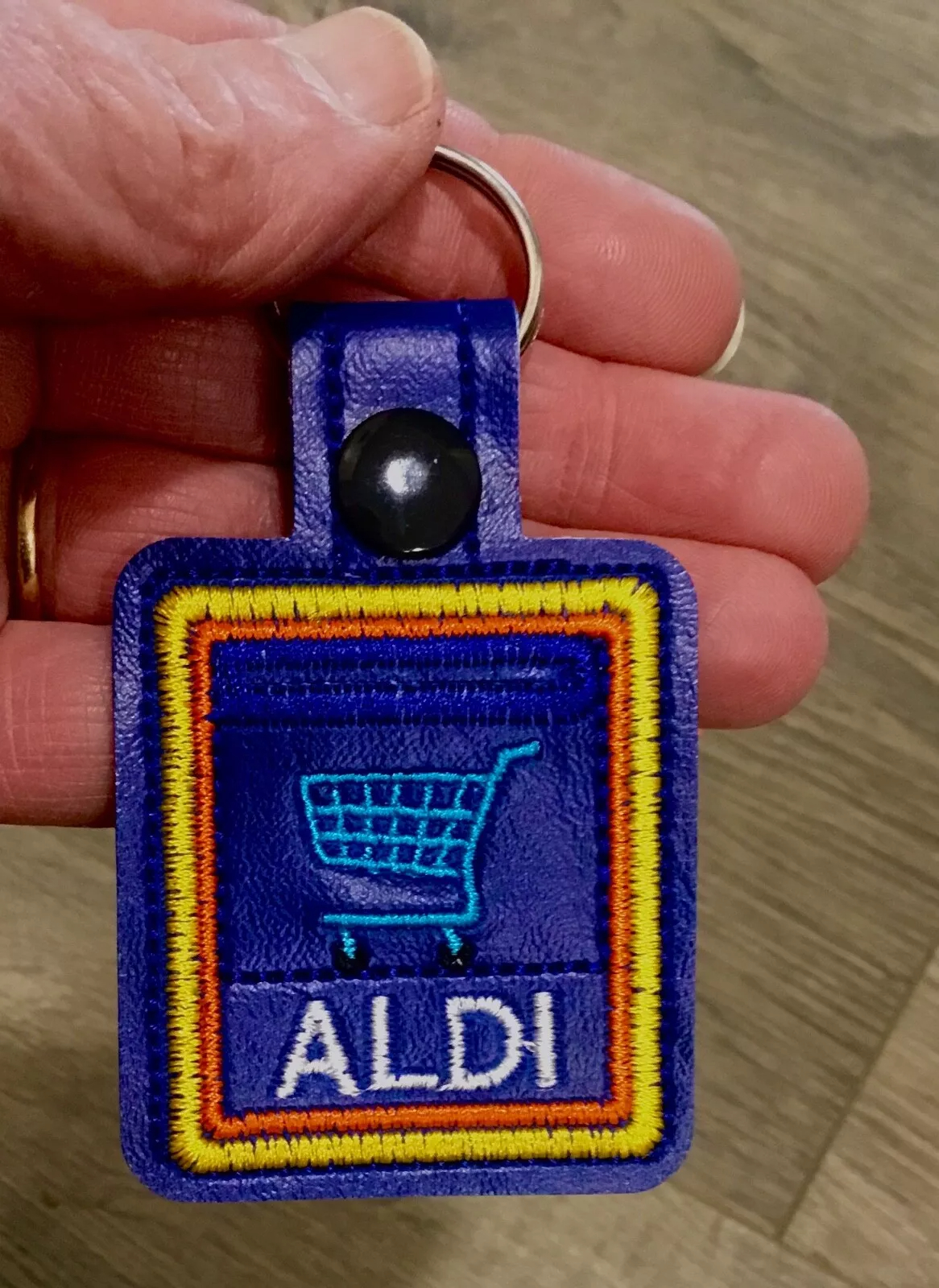 Aldi quarter holder Shopping cart keychain