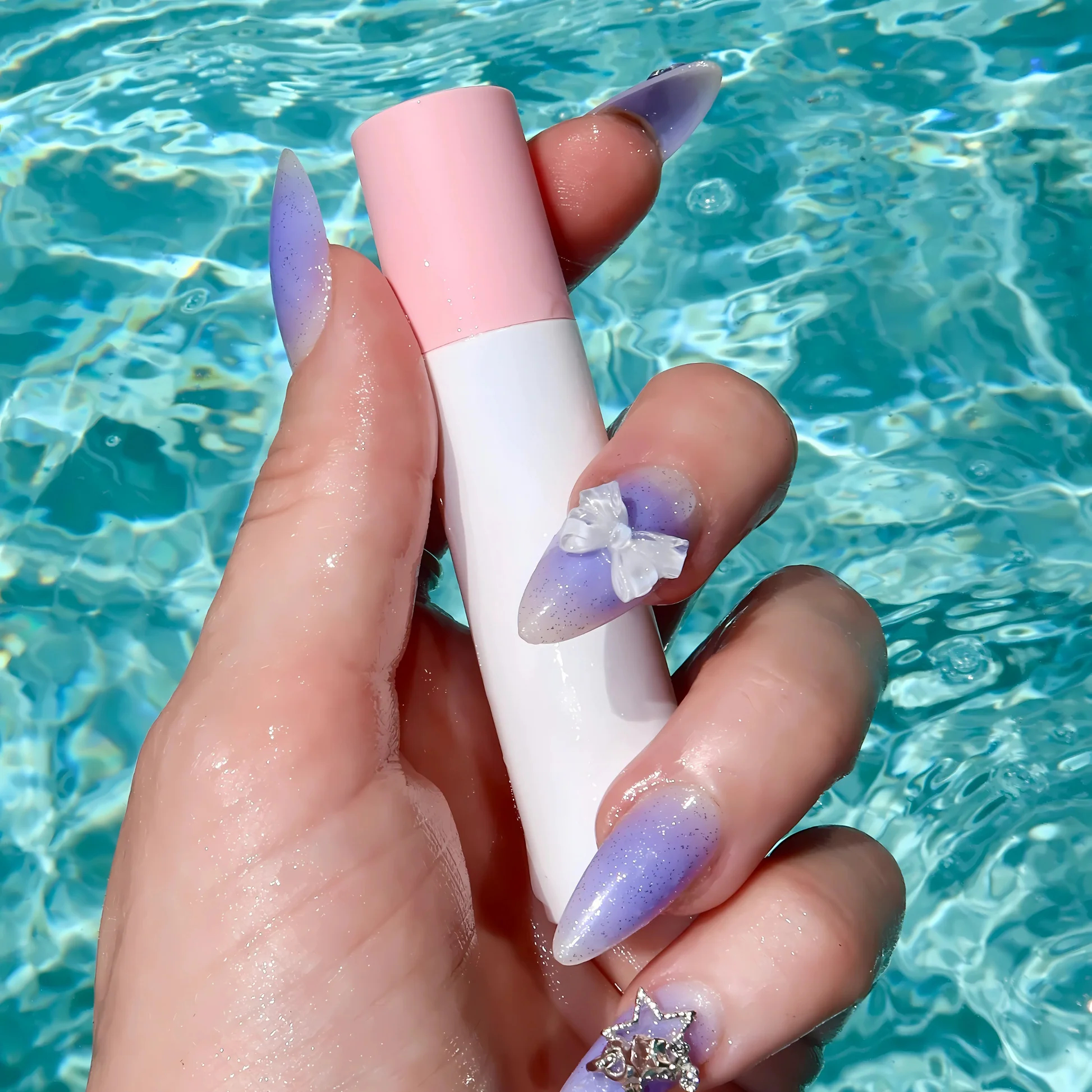Anti-Slip Skin Roller