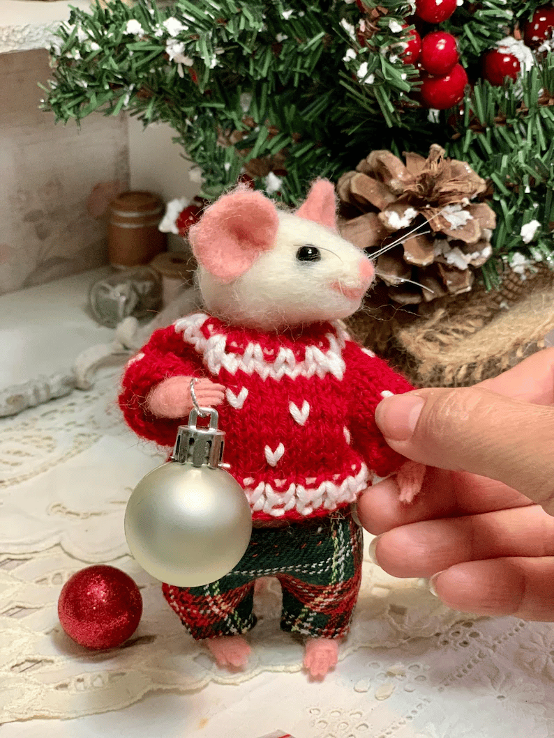 Last 48 hours 70% OFF - Christmas Needle felted Mouse, OOAK Art Doll