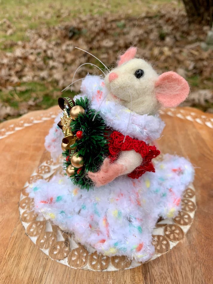 Last 48 hours 70% OFF - Christmas Needle felted Mouse, OOAK Art Doll