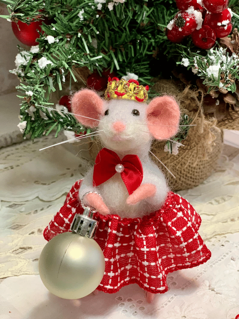 Last 48 hours 70% OFF - Christmas Needle felted Mouse, OOAK Art Doll