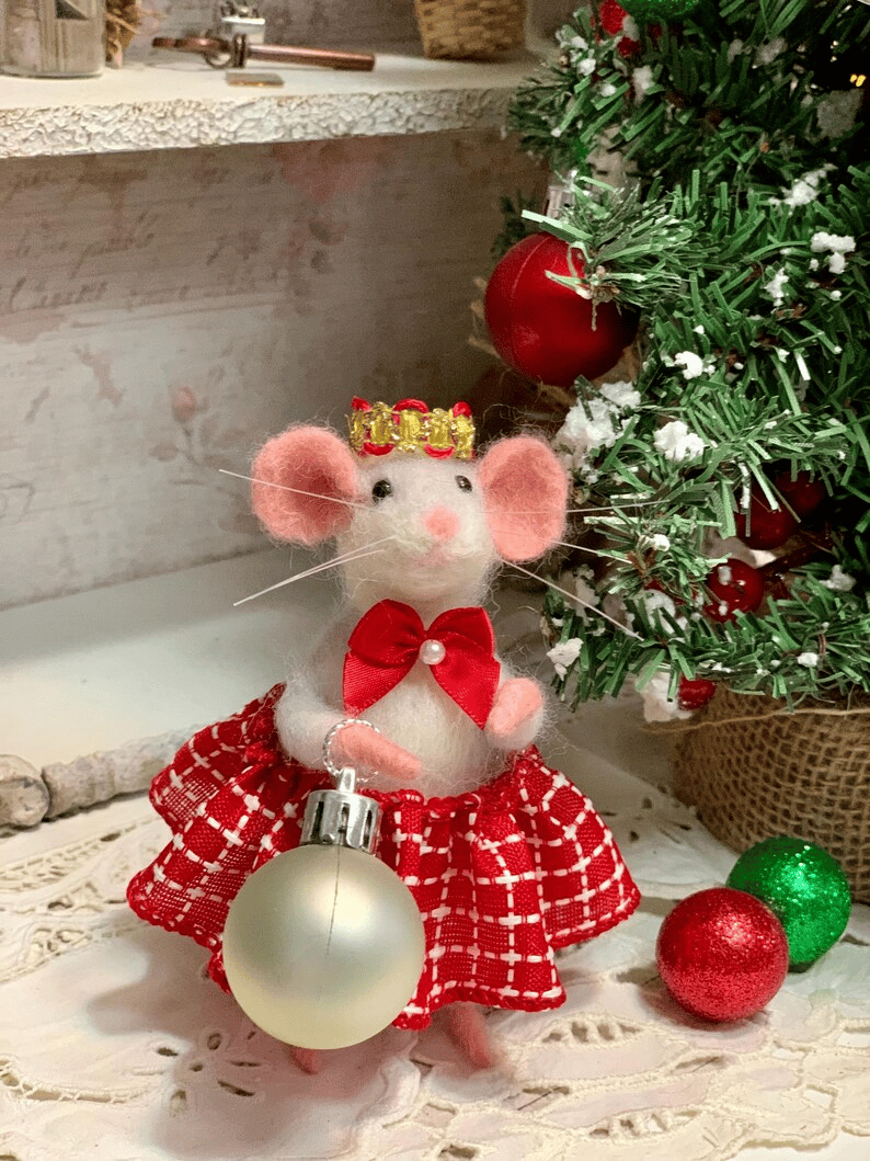 Last 48 hours 70% OFF - Christmas Needle felted Mouse, OOAK Art Doll