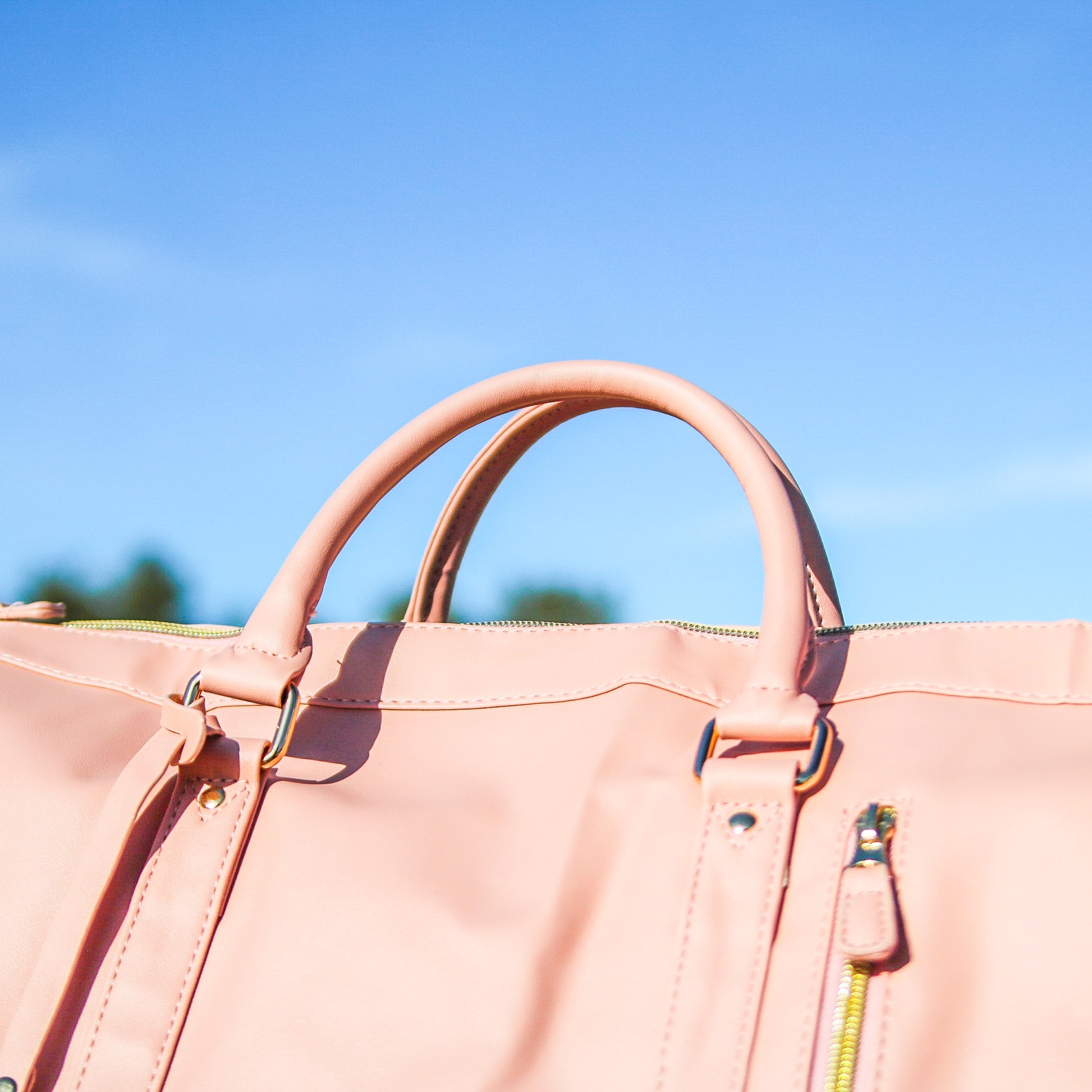 Folding Duffel Bagâ¨The Essential Travel Companion
