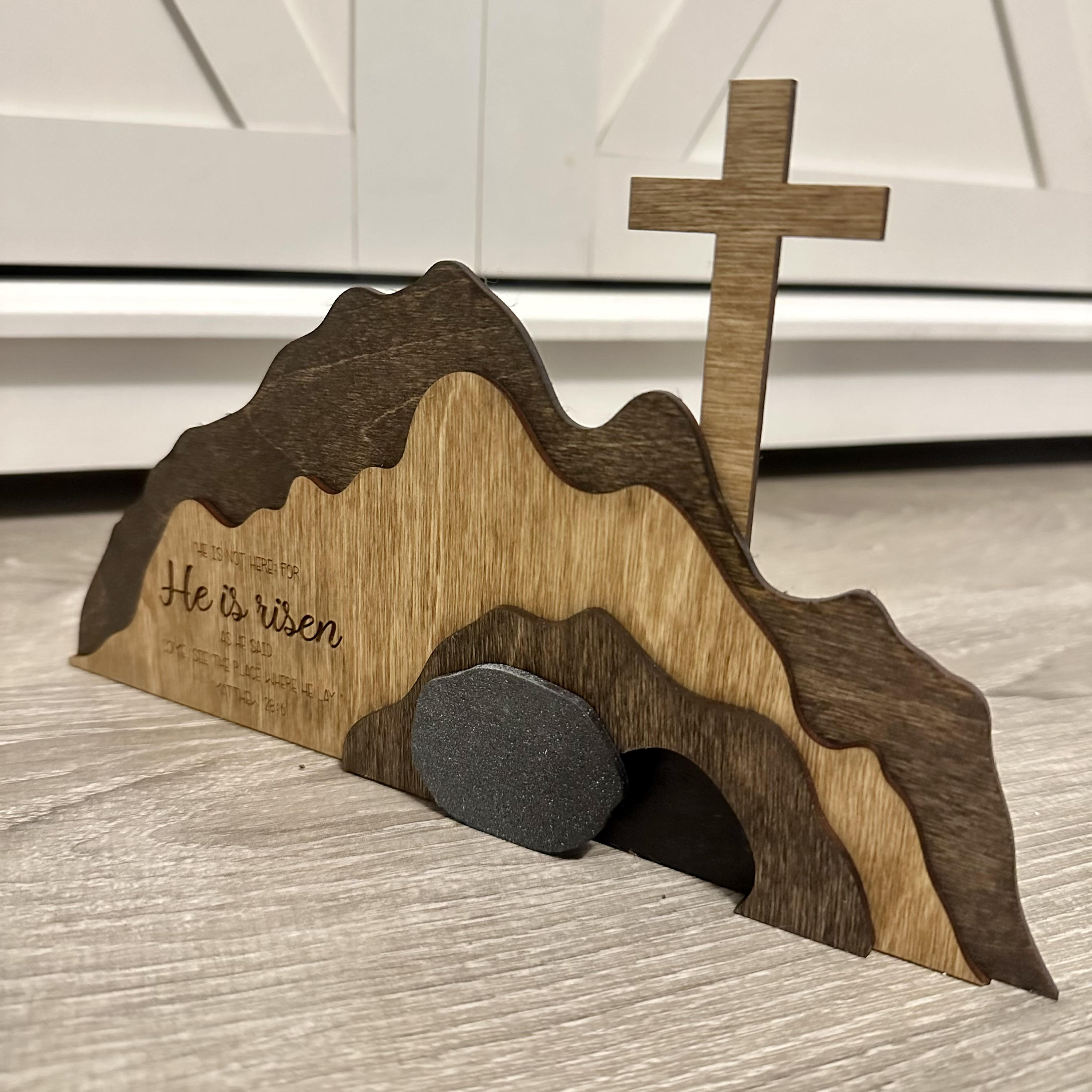 The empty tomb Easter Scene and Crossš„Easter Hot Saleš„