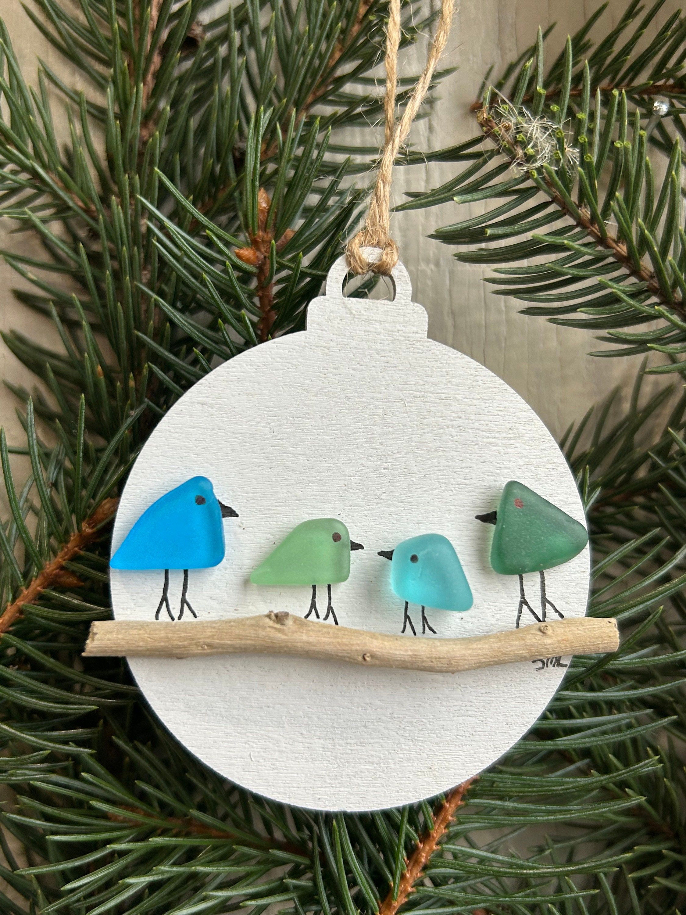 Handmade Family of Sea Glass Birds Christmas Ornamentš