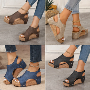 Copia de Galdana sandals.png__PID:ed317092-b2df-4d2f-a4a1-aba6f2ac9543