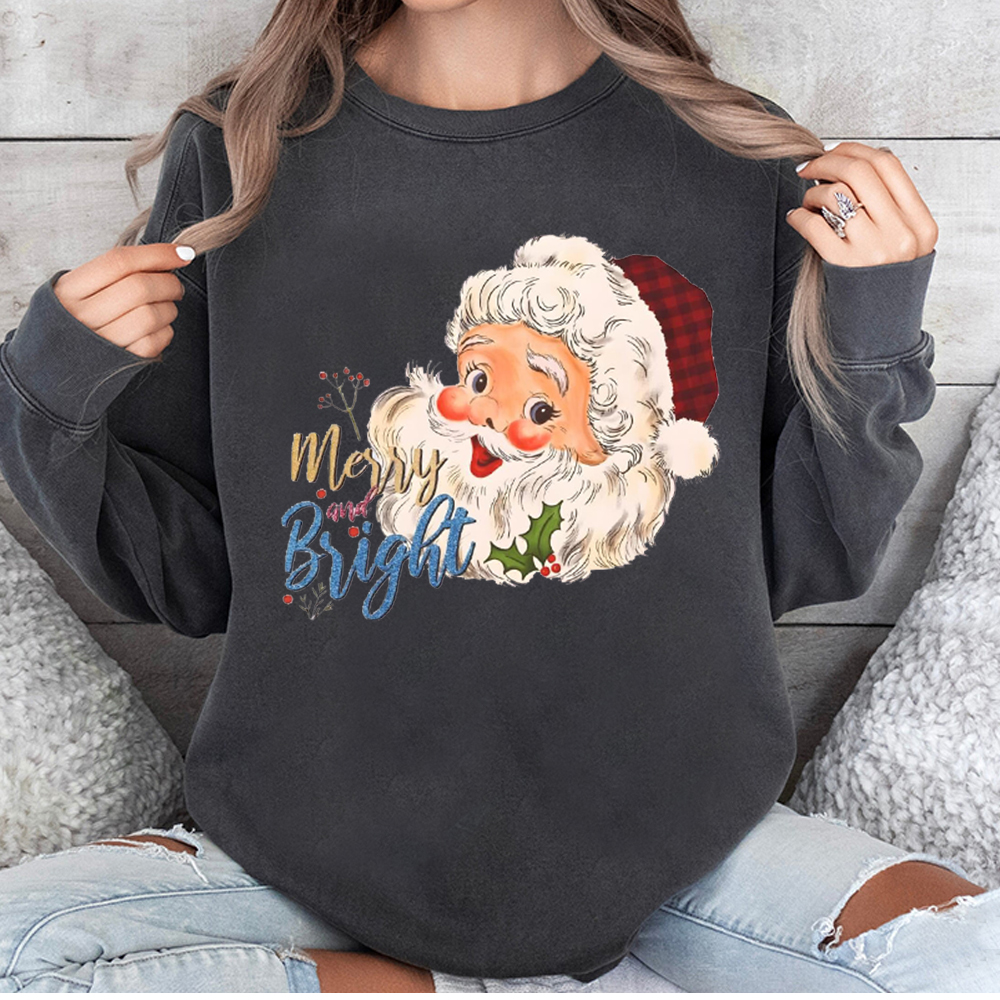 Vintage Merry and Bright Christmas Santa Fan017 Washed Sweatshirt