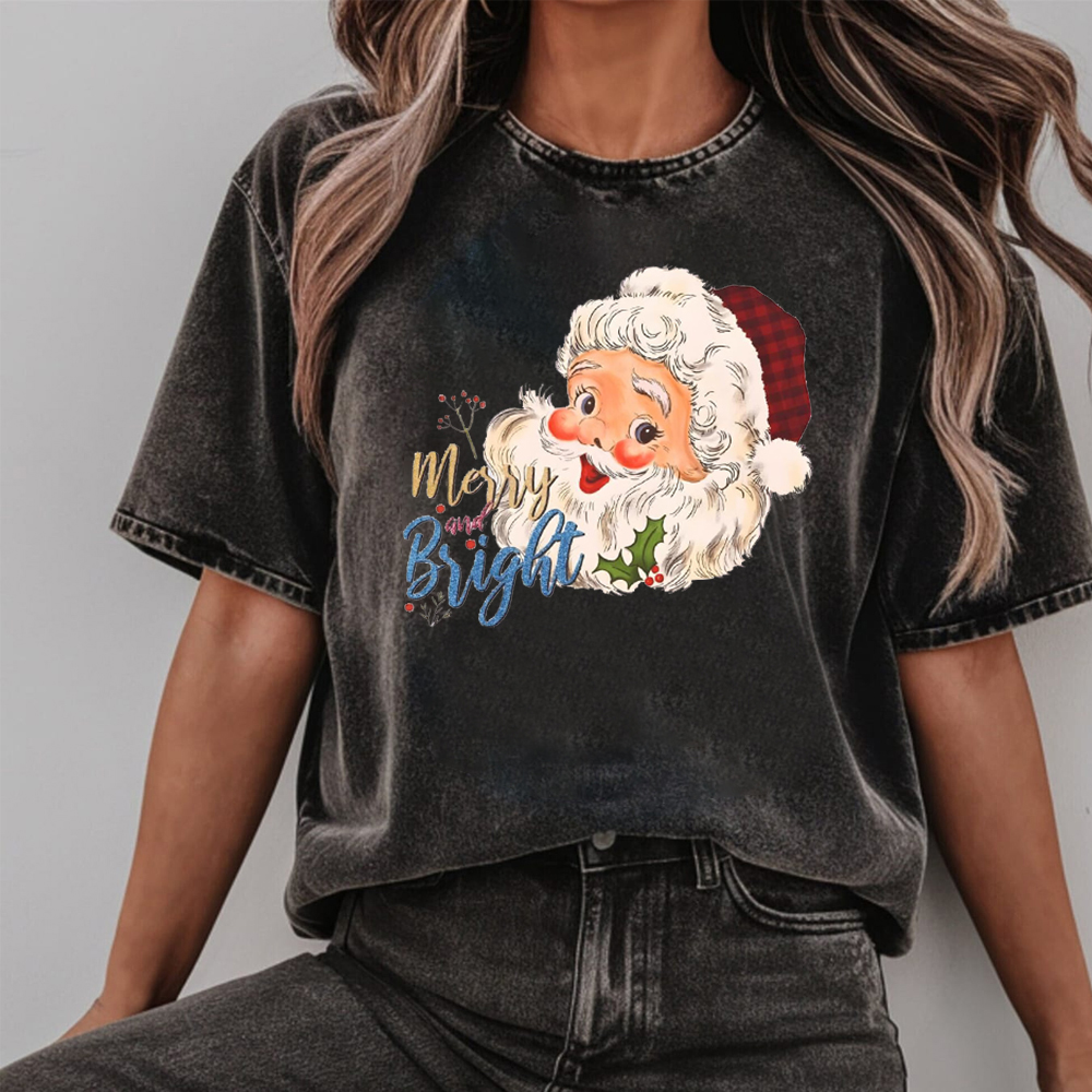 Vintage Merry and Bright Christmas Santa Fan017 Washed T-shirt