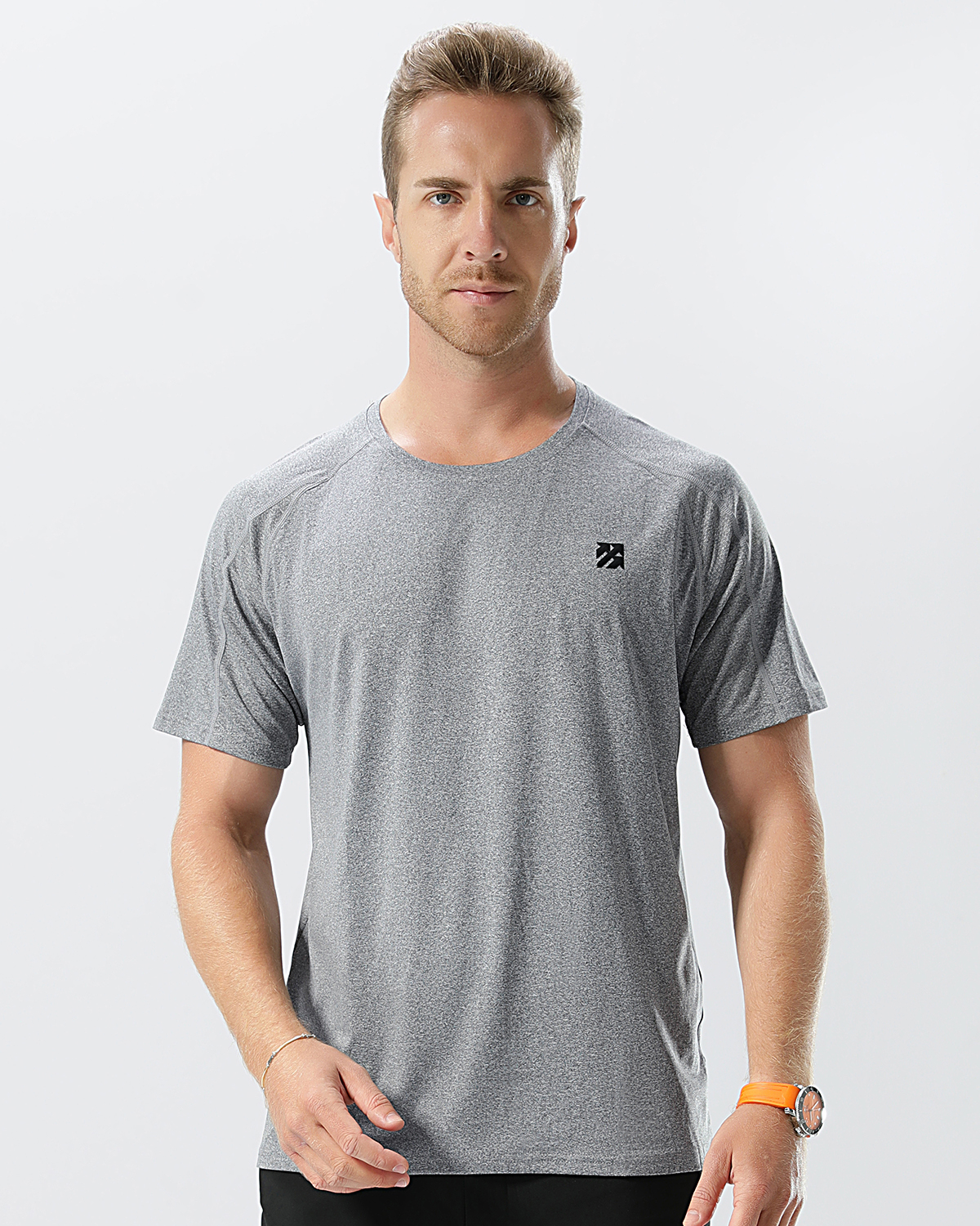  Men's Breathable Cationic Sports T-Shirt
