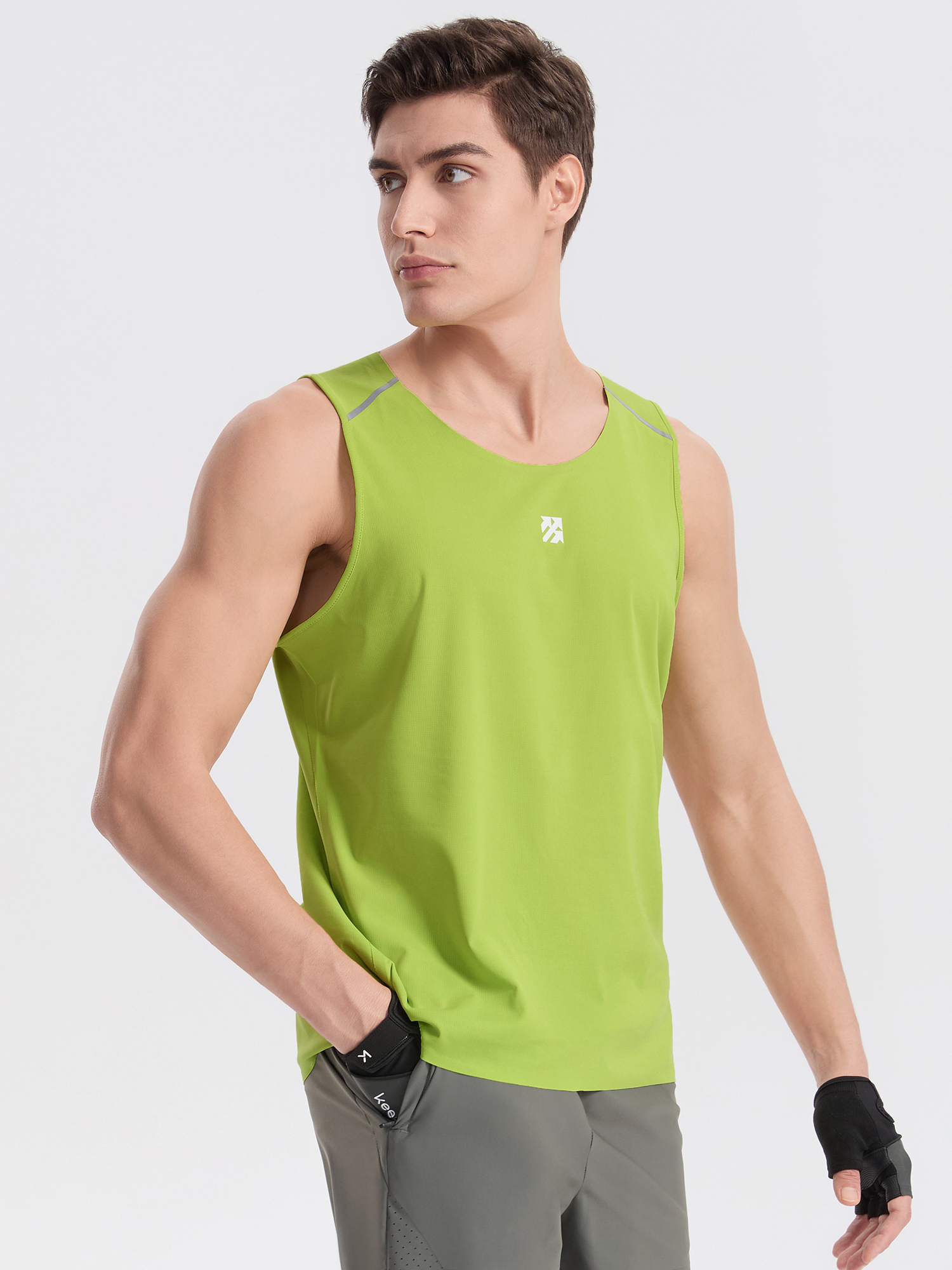Senbwl Men's Seamless Tank Top Moisture-Wicking Sleeveless T-Shirts