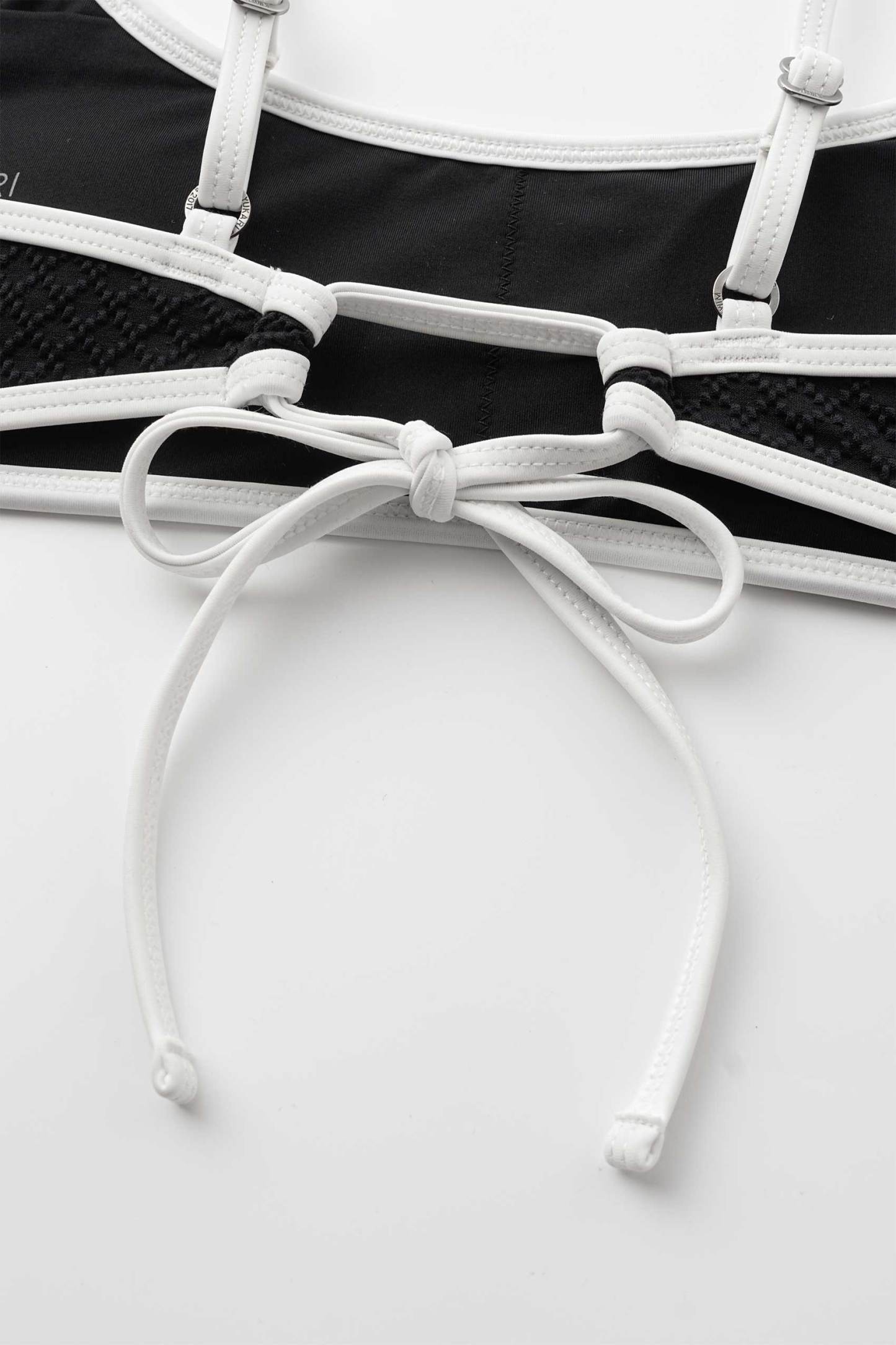 GIGI - BLACK