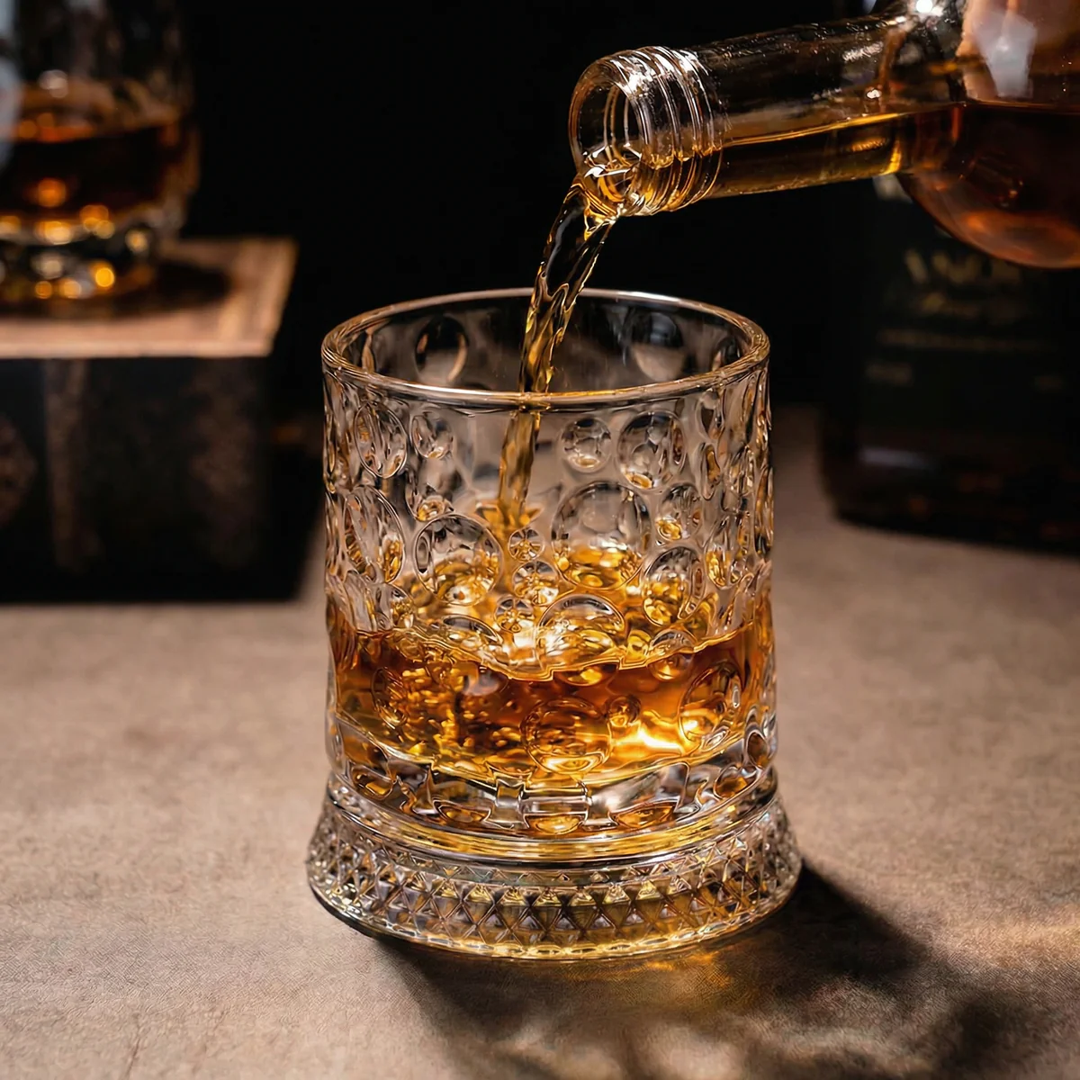 Crystal Rotating Whiskey Glass – 360 Spinning Old Fashioned Tumbler