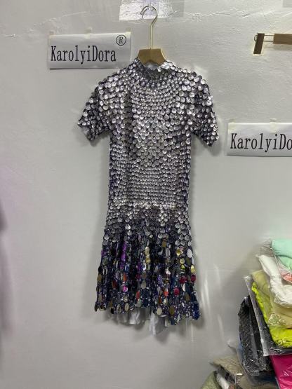 Extended 7cm sexy silver colored shell sequin mini dress, nightclub dance high-quality performance costume jumpsuit, birthday dress