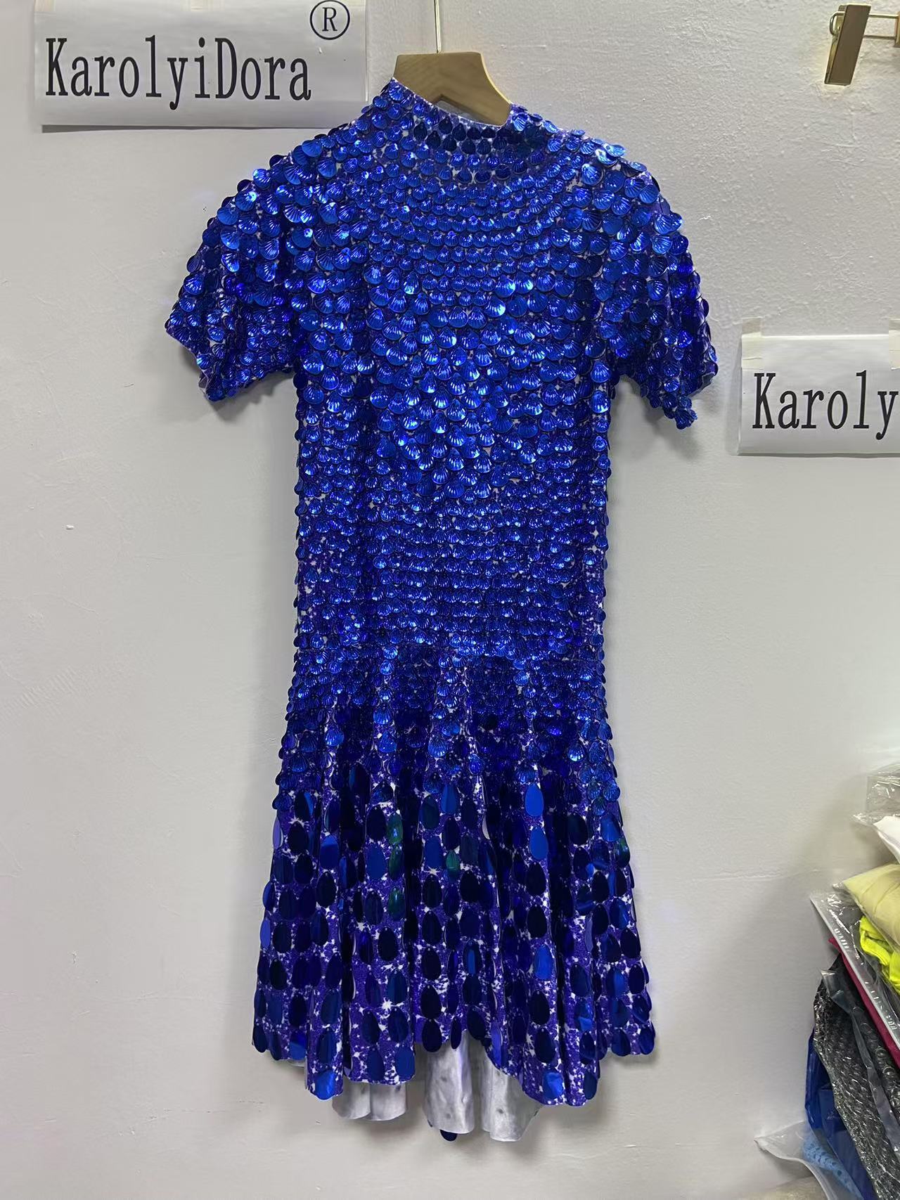 Extended 7cm sexy navy blue colored shell sequin mini dress, nightclub dance high-quality performance costume jumpsuit, birthday dress