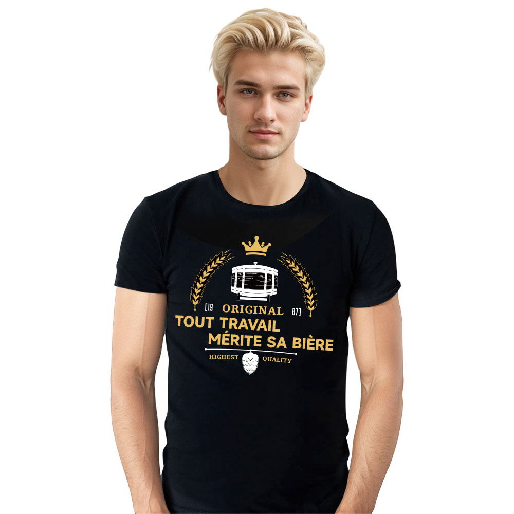 T-shirt Noir 'TOUT TRAVAIL MÉRITE SA BIÈRE' Costume