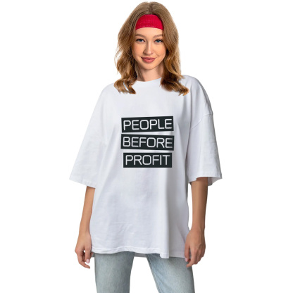 T-shirt 'People Before Profit' Costume