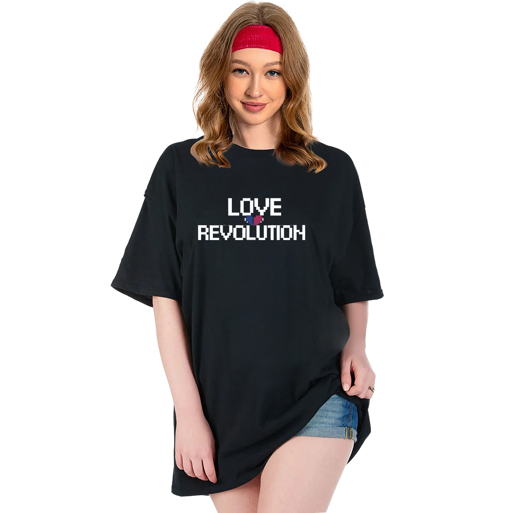 T-shirt 'Love Revolution' Costume Ver.2