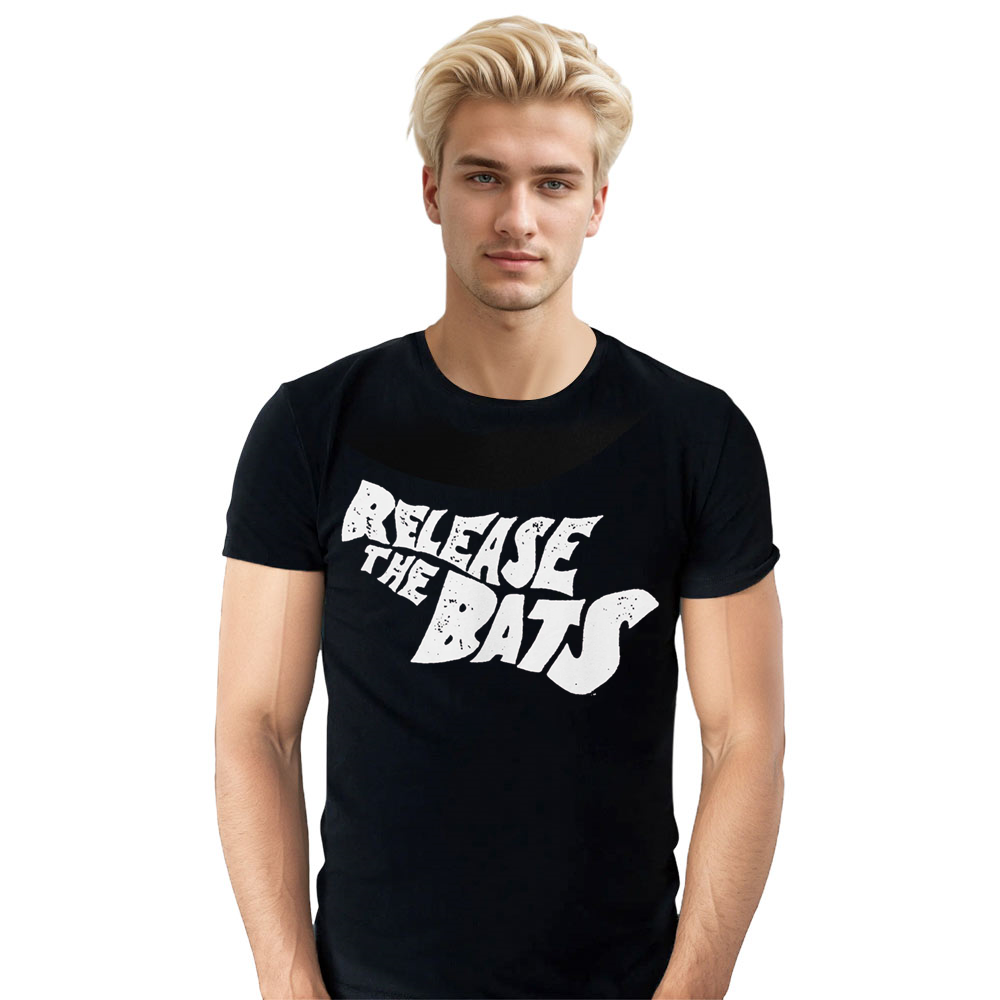 Adult Unisex Vintage Release The Bats Vampire Halloween Black T-shirt Costume
