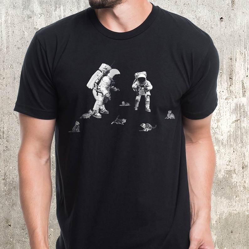 Astronauts and Space Kittens Amateur Astronomer Printed T-shirt 