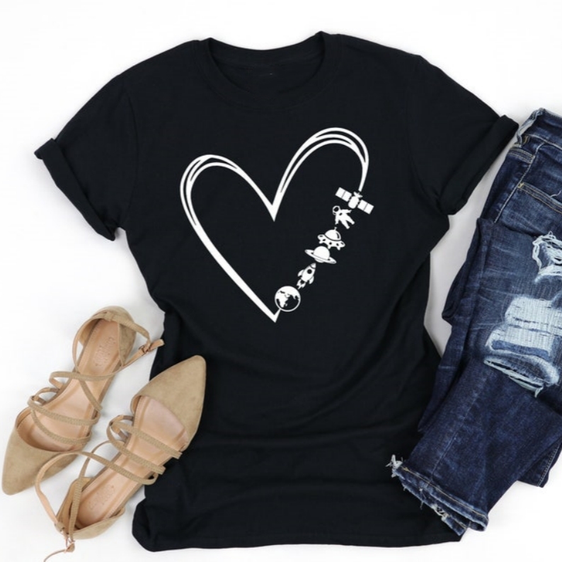 Amateur Astronomer Space Astronaut Universe Heart Love Printed T-shirt 