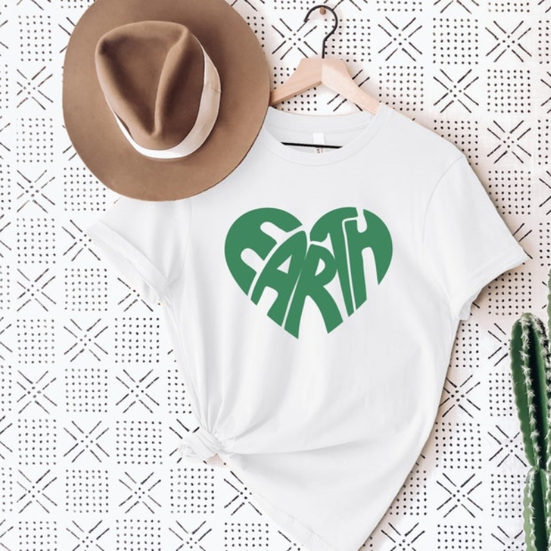 Earth Day Heart Earth Printed T-shirt 