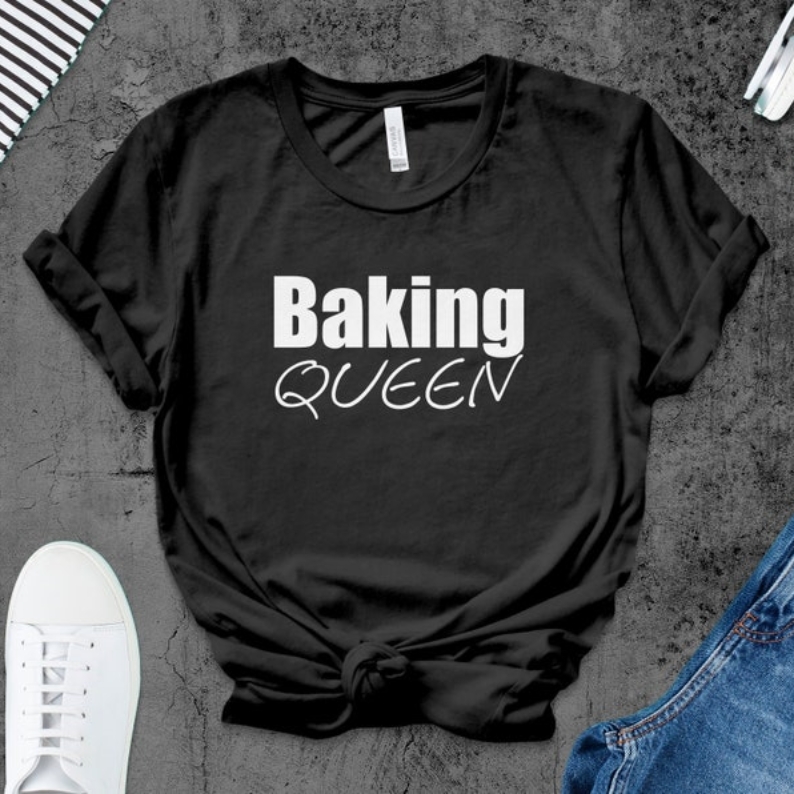 Foodie Food Lover Baking Queen Printed T-shirt