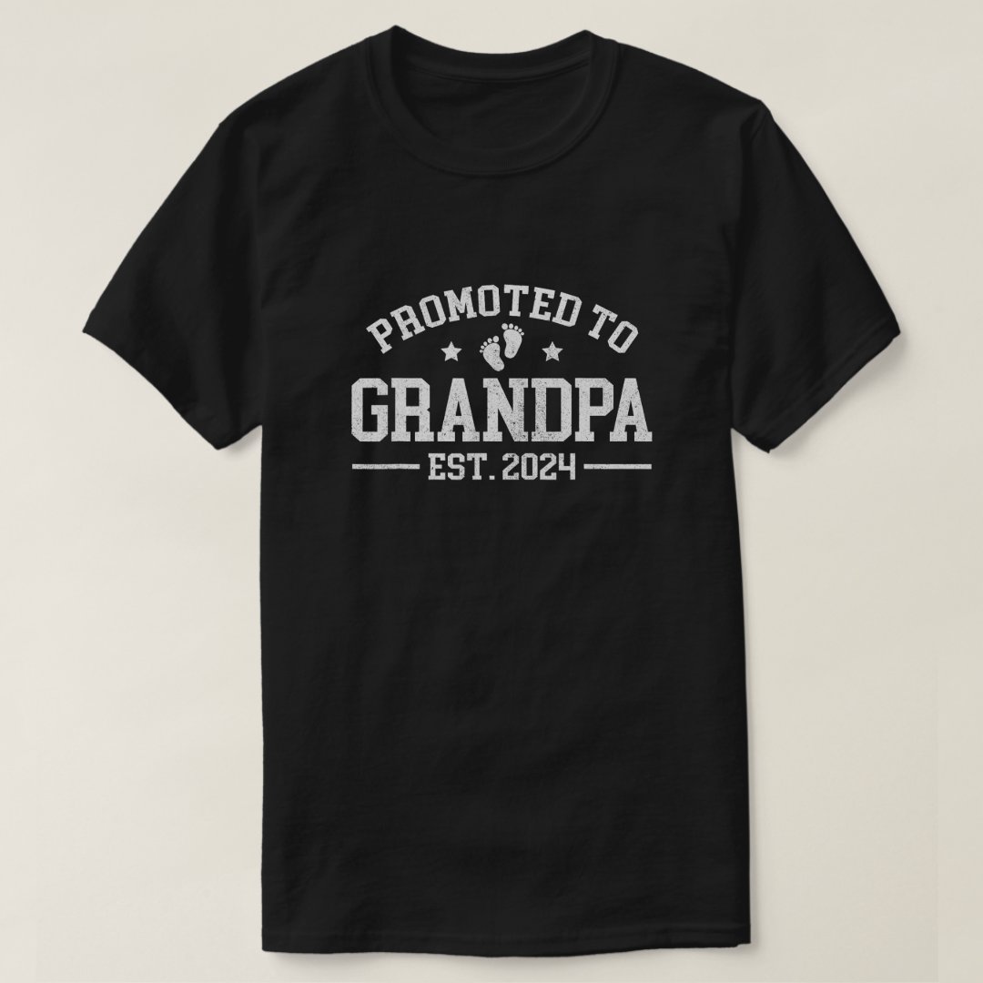 Grandparents' Day Promoted To Grandpa Est 2024 Printed T-Shirt