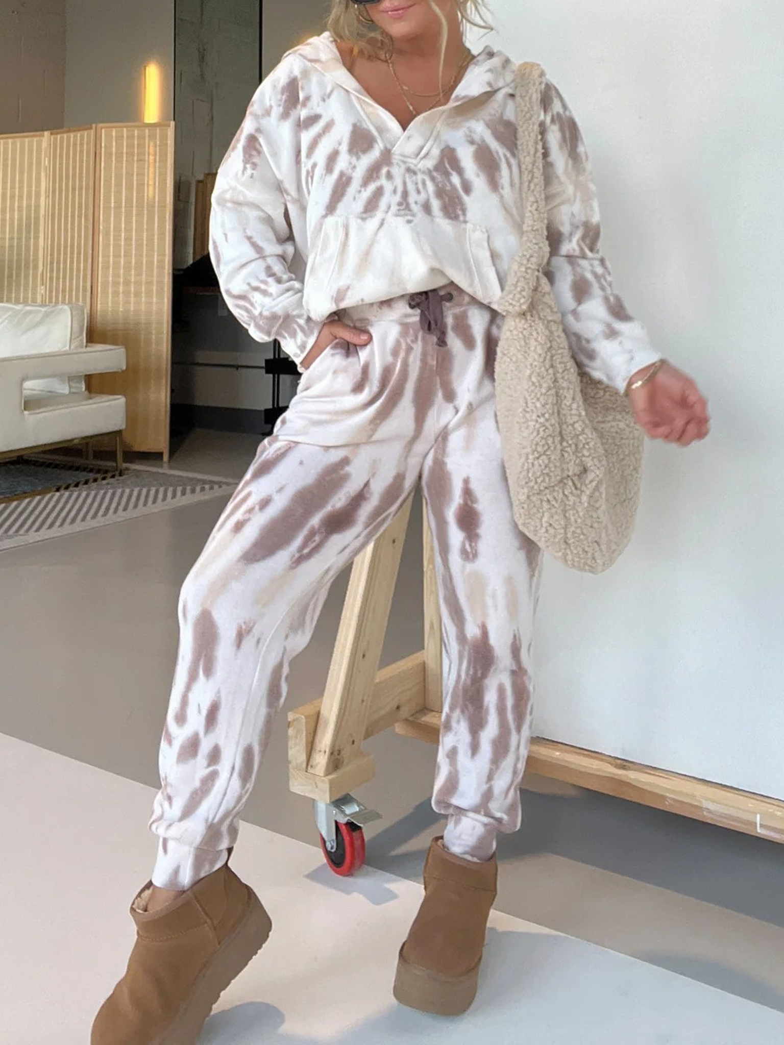 2024 New Tie Dye Hoodie And Sweatpants Set 