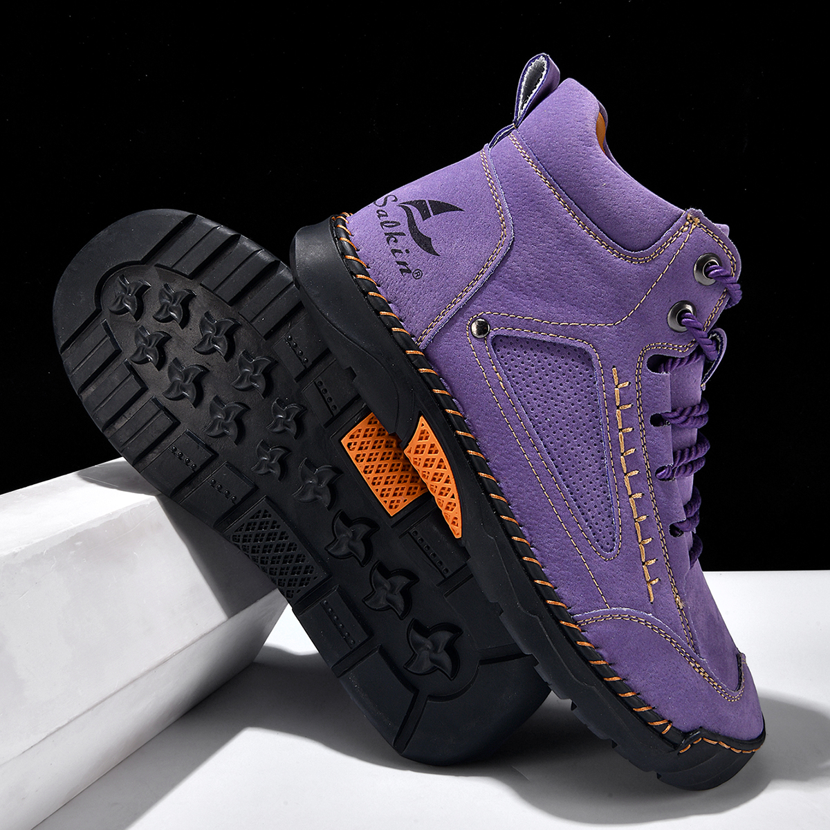 Men Can’t Get Enough of These Cozy Walking Shoes