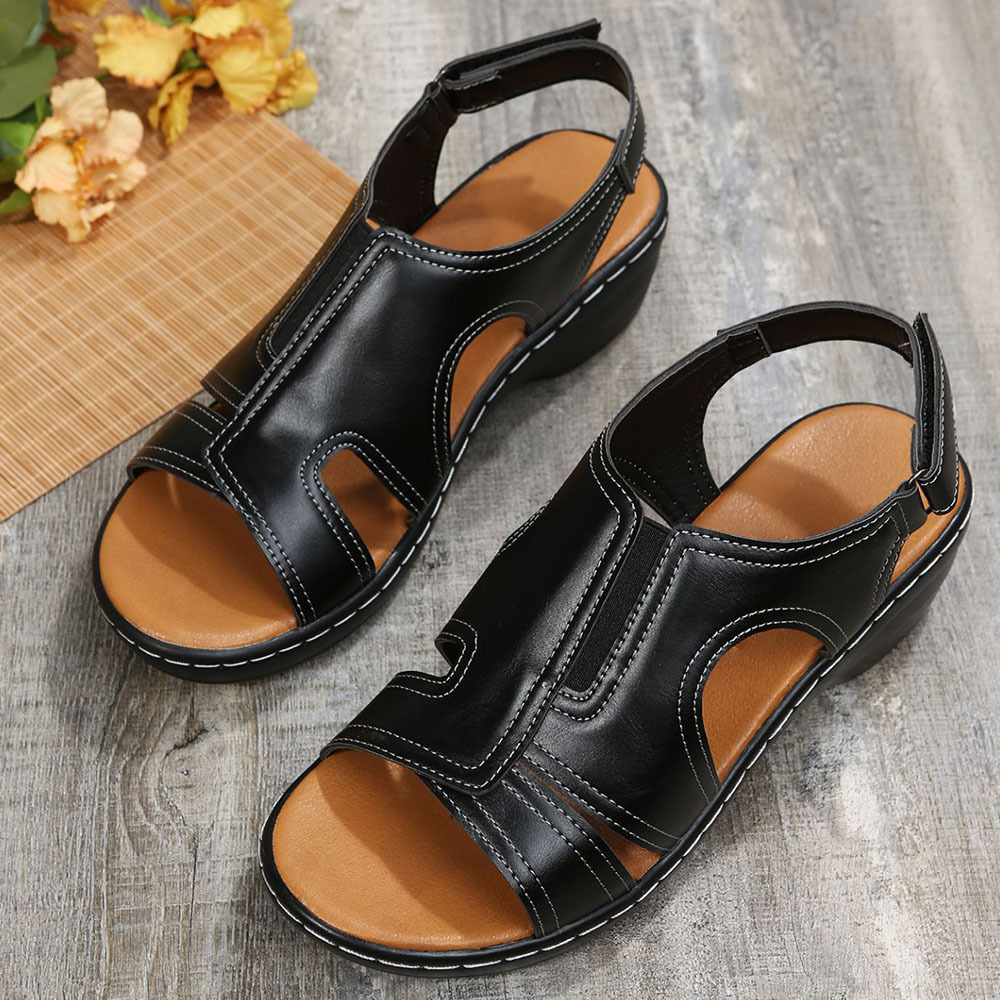 Sommer-Damensandalen mit dickem Absatz und Klettverschluss