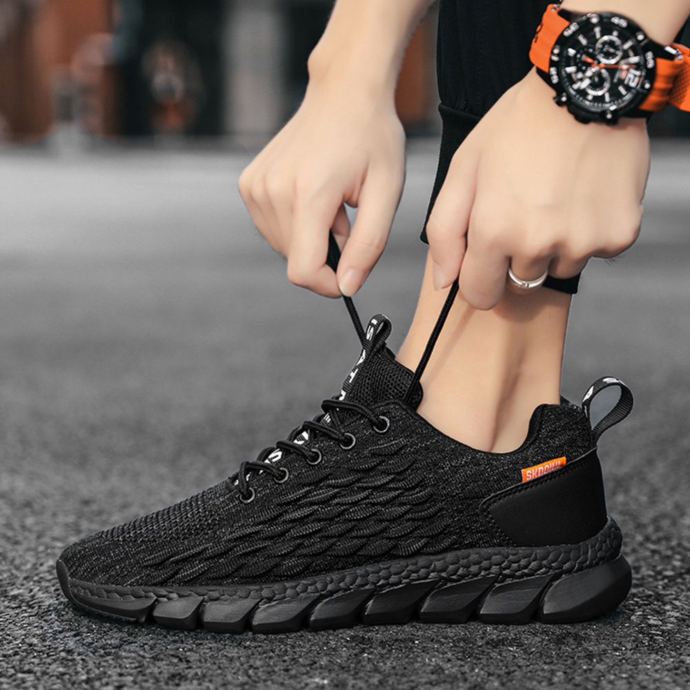 Neue modische Fly-Strick-Sneaker für Herren