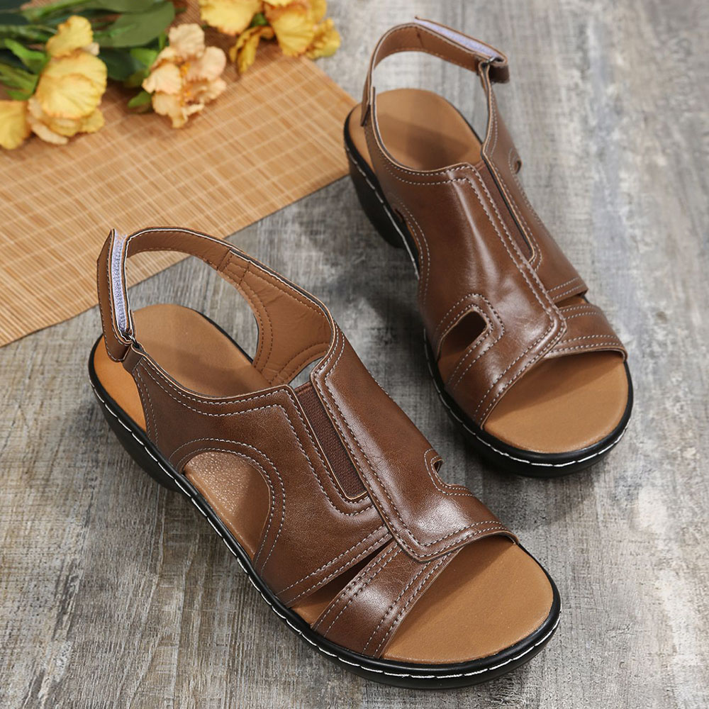 Sommer-Damensandalen mit dickem Absatz und Klettverschluss