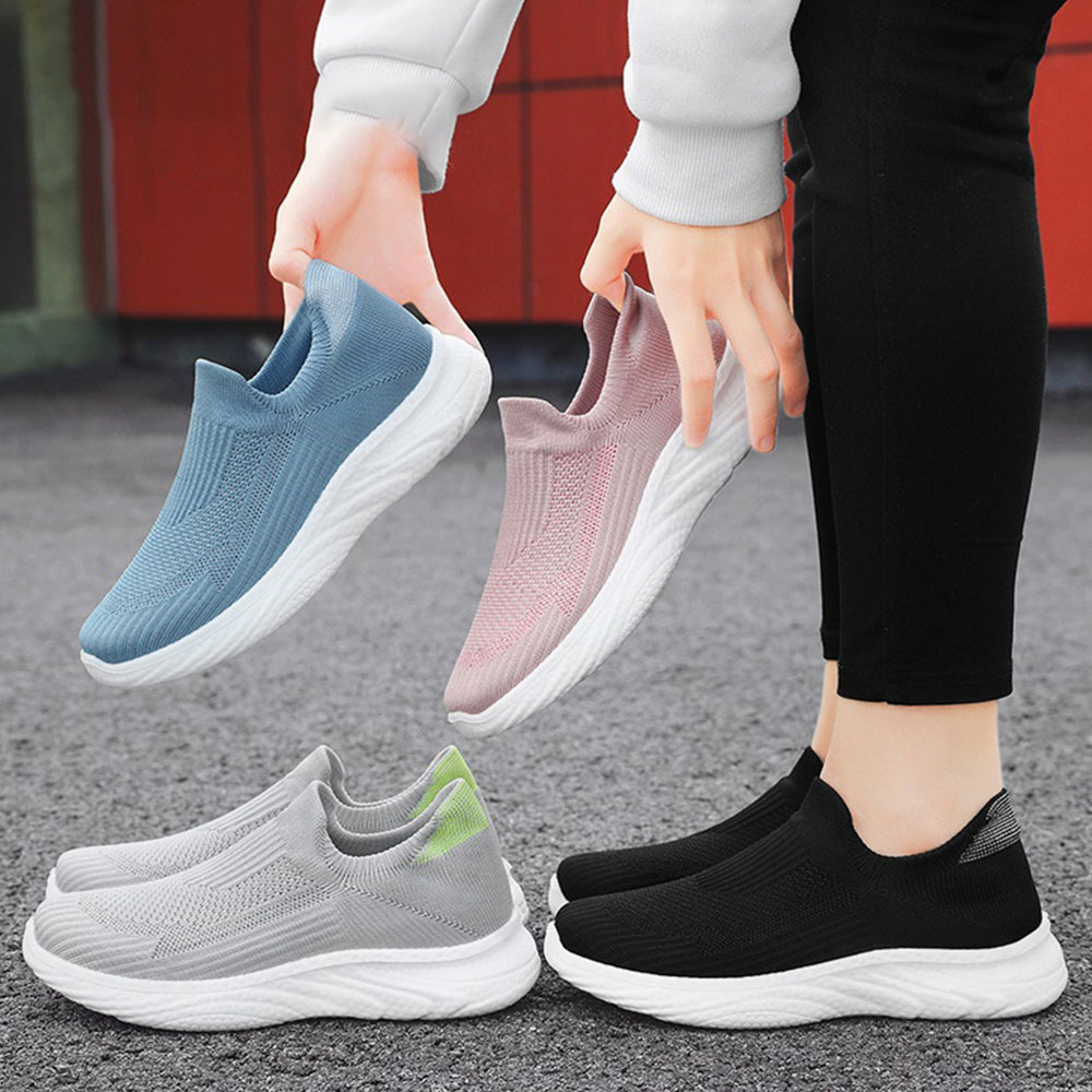 Neue Fly-Strick-Sneaker mit weicher Sohle