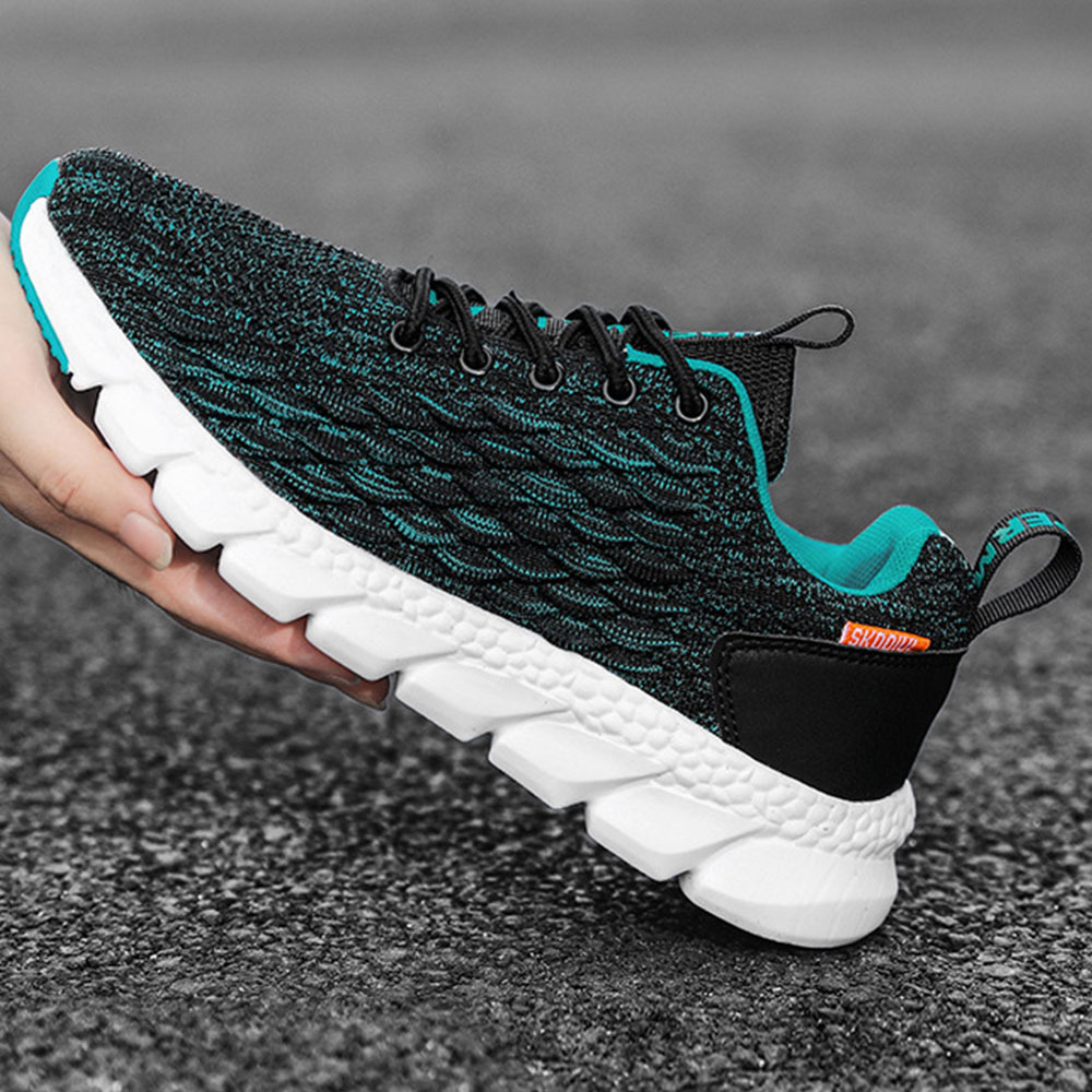 Neue modische Fly-Strick-Sneaker für Herren