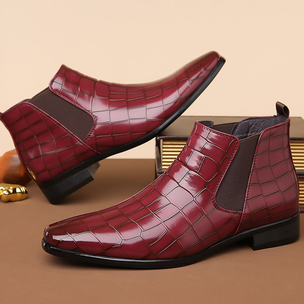 Hochgeschnittene Business-Herrenschuhe aus glänzendem Leder