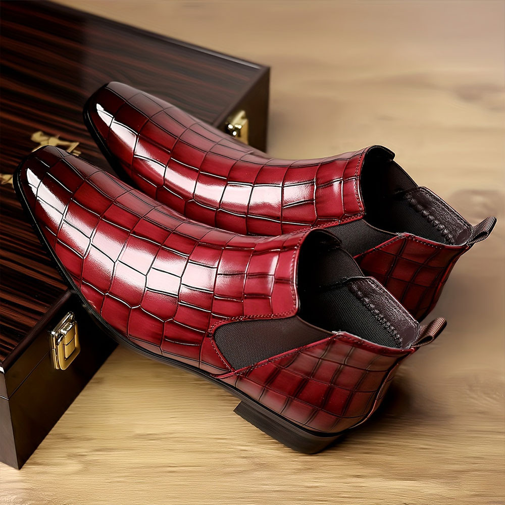 Hochgeschnittene Business-Herrenschuhe aus glänzendem Leder