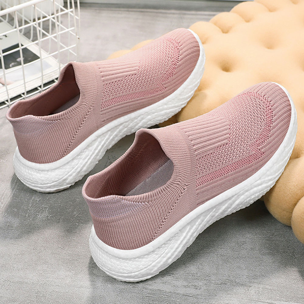 Neue Fly-Strick-Sneaker mit weicher Sohle