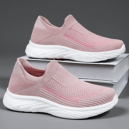 Neue Fly-Strick-Sneaker mit weicher Sohle
