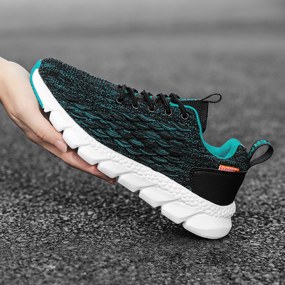 Neue modische Fly-Strick-Sneaker für Herren