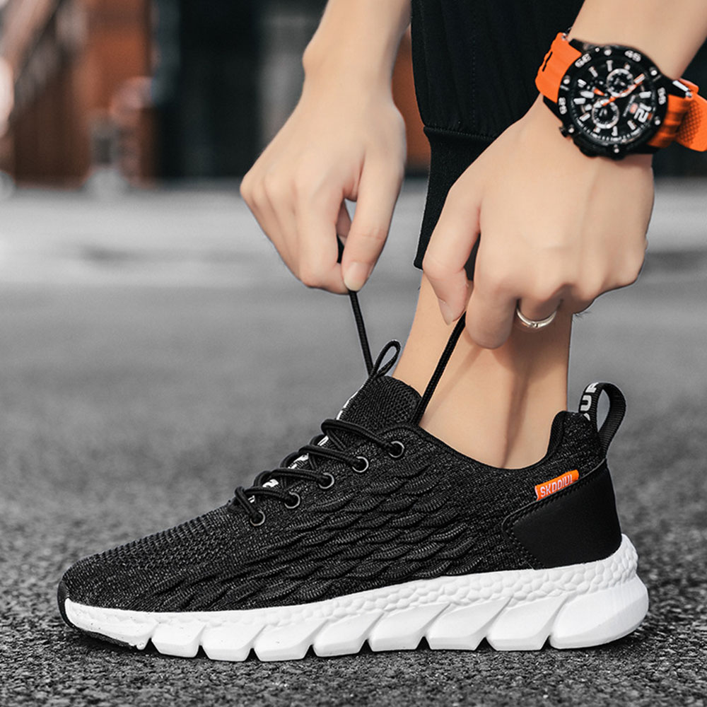 Neue modische Fly-Strick-Sneaker für Herren