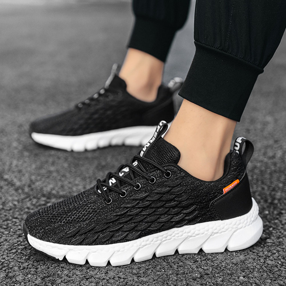 Neue modische Fly-Strick-Sneaker für Herren